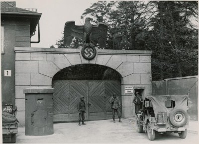 Dachau Main Gate.jpg